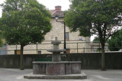 Castil De Peones