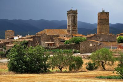 Cruïlles, Monells I Sant Sadurni de L'heura, Girona