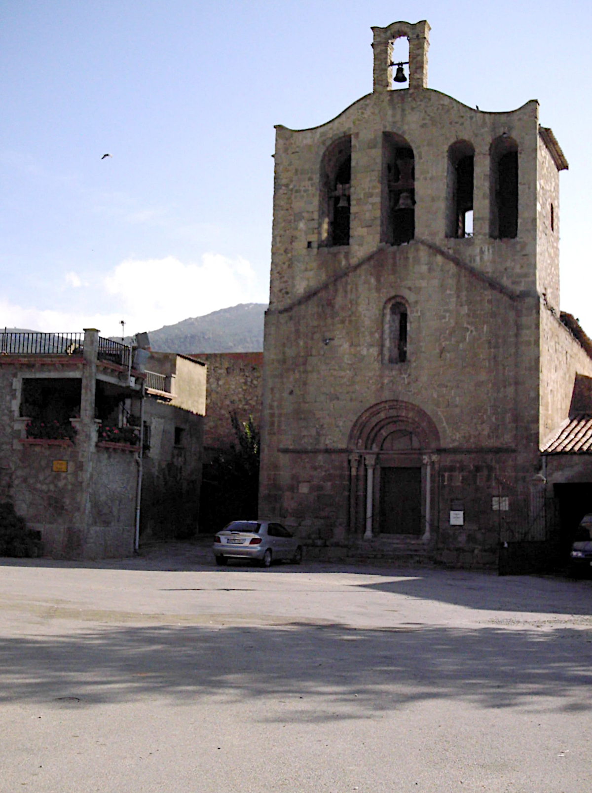 Pau, Girona