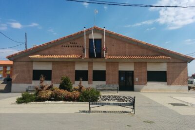 Roperuelos del Páramo, León