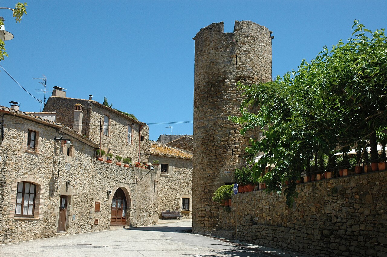 Ullastret, Girona